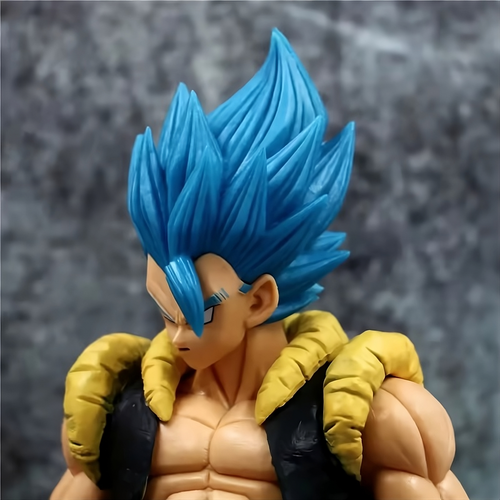 Dragon Ball Super – Super Saiyan Blue Gogeta PVC Figure (31cm Collectible Model)