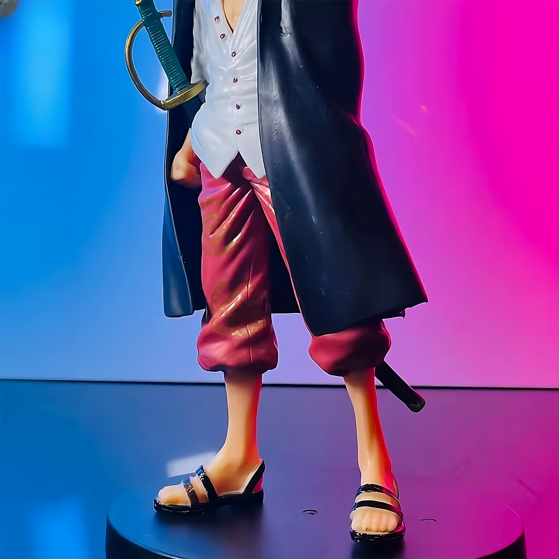 One Piece – Red-Haired Shanks Anime Figure | 18cm PVC Collectible