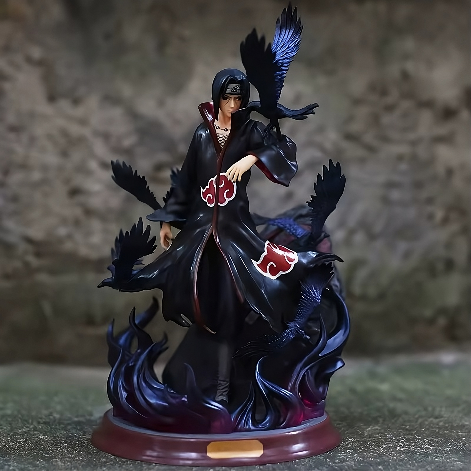 Naruto Shippuden – Uchiha Itachi & Crows 25cm PVC Figure