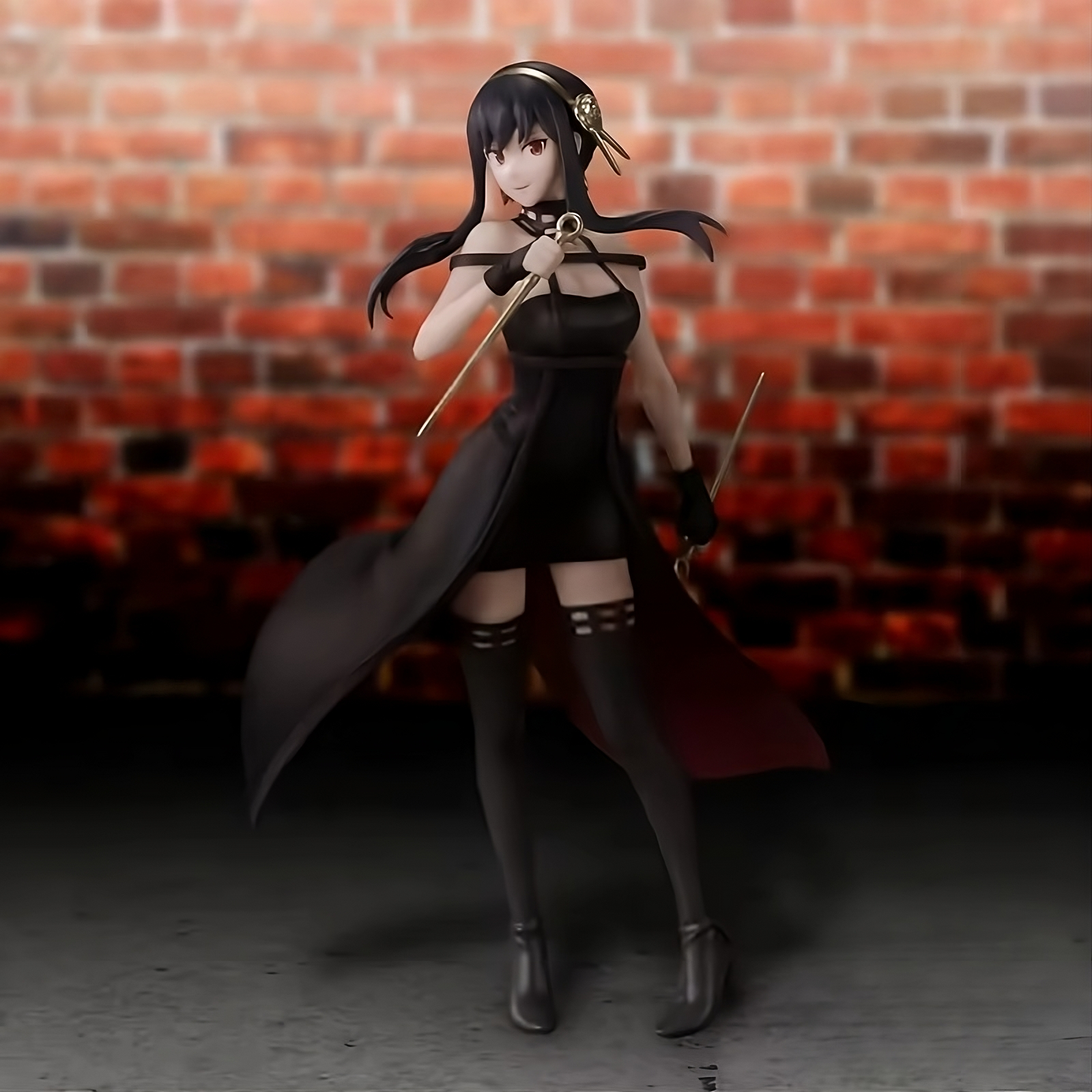SPY×FAMILY – Yor Forger Assassin Action Figure (16cm PVC Model)